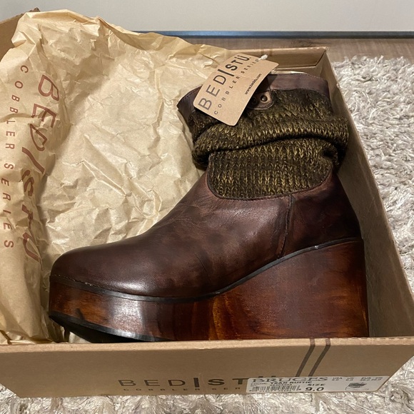 NWT BED Stu 9 - Picture 2 of 8